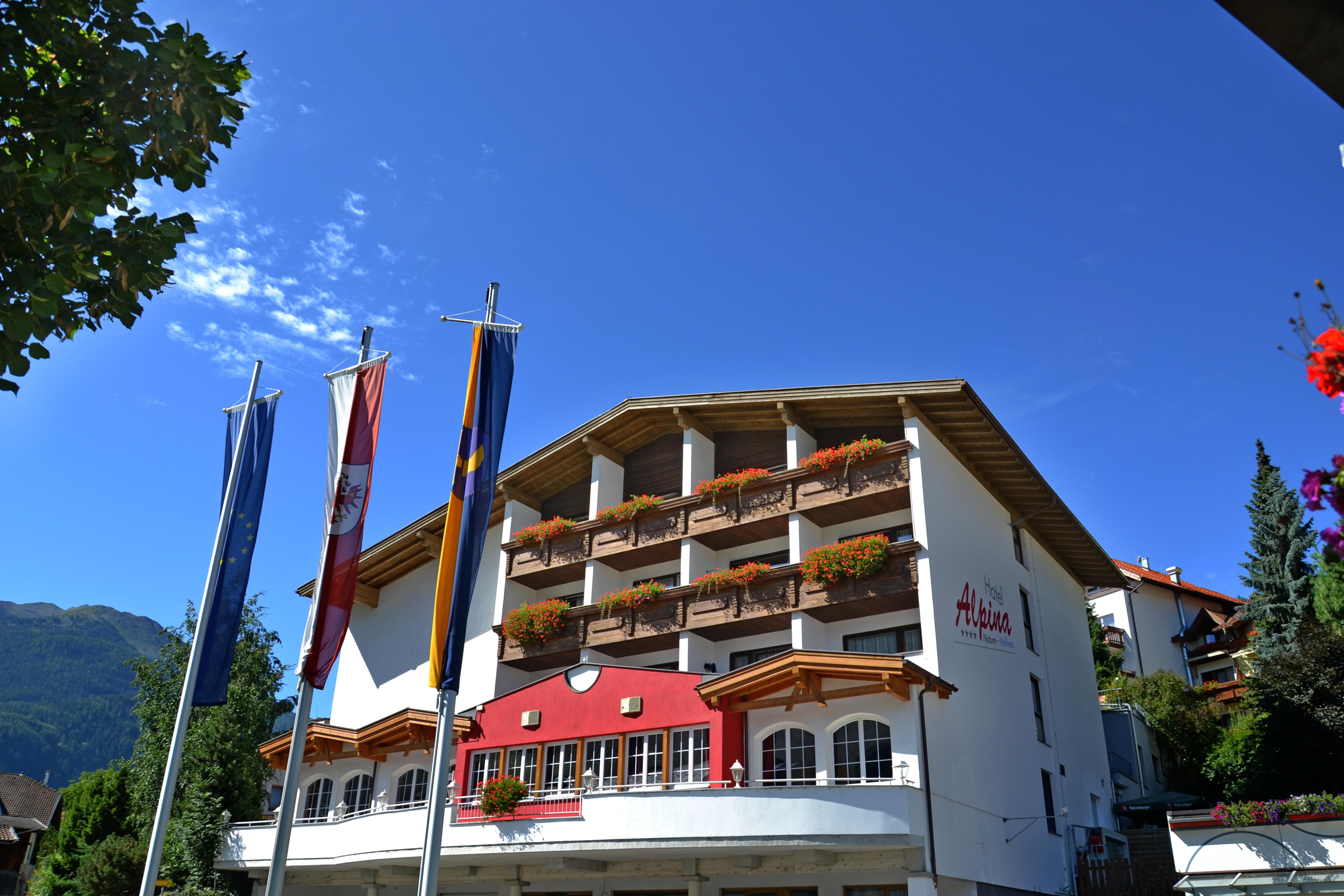 וונס Hotel Alpina Nature-Wellness מראה חיצוני תמונה