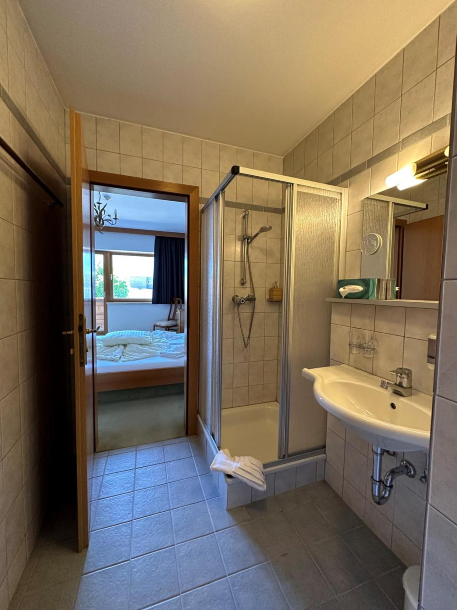 וונס Hotel Alpina Nature-Wellness מראה חיצוני תמונה