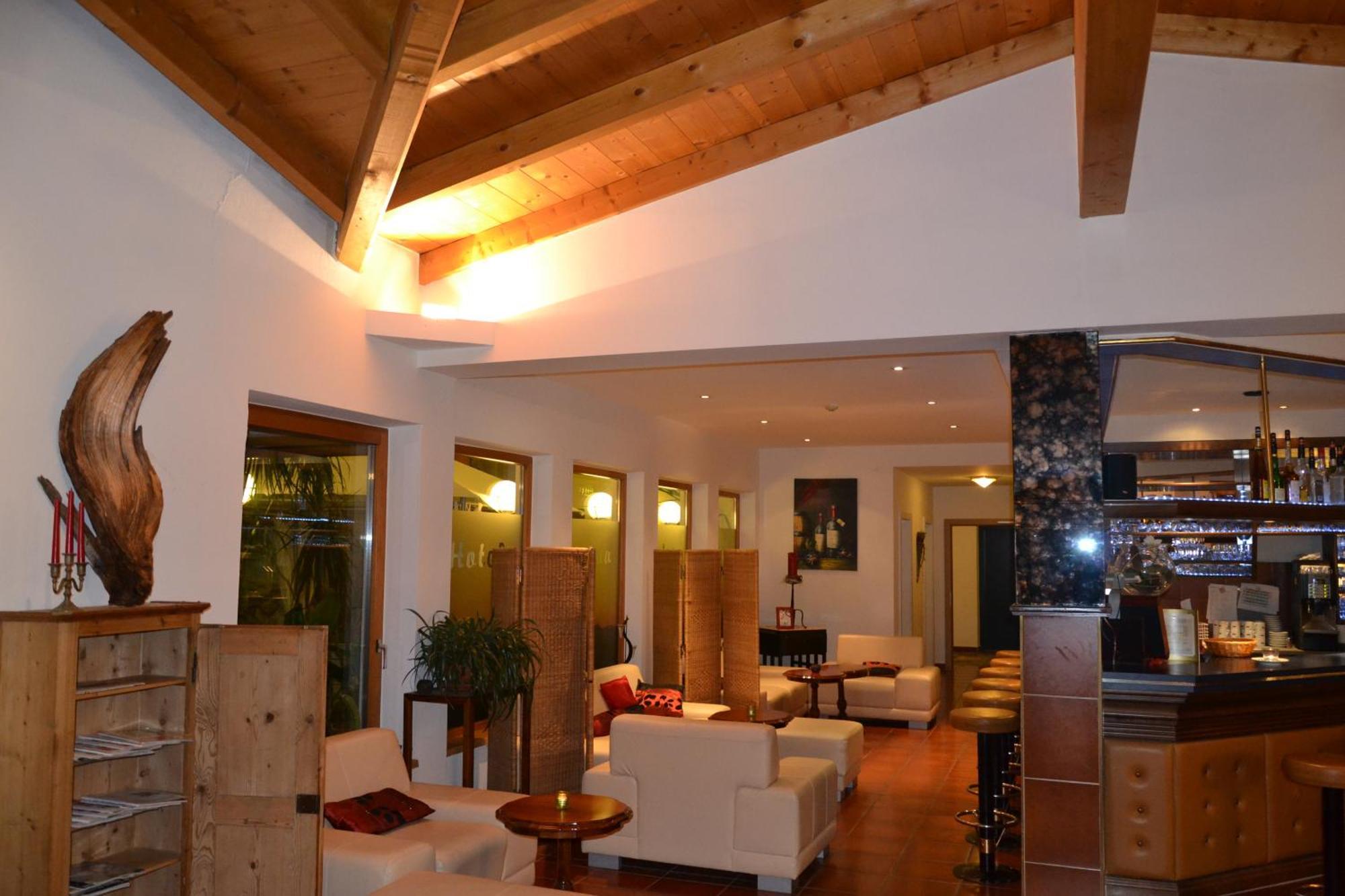 וונס Hotel Alpina Nature-Wellness מראה חיצוני תמונה