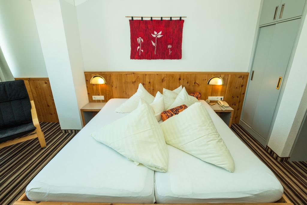 וונס Hotel Alpina Nature-Wellness מראה חיצוני תמונה