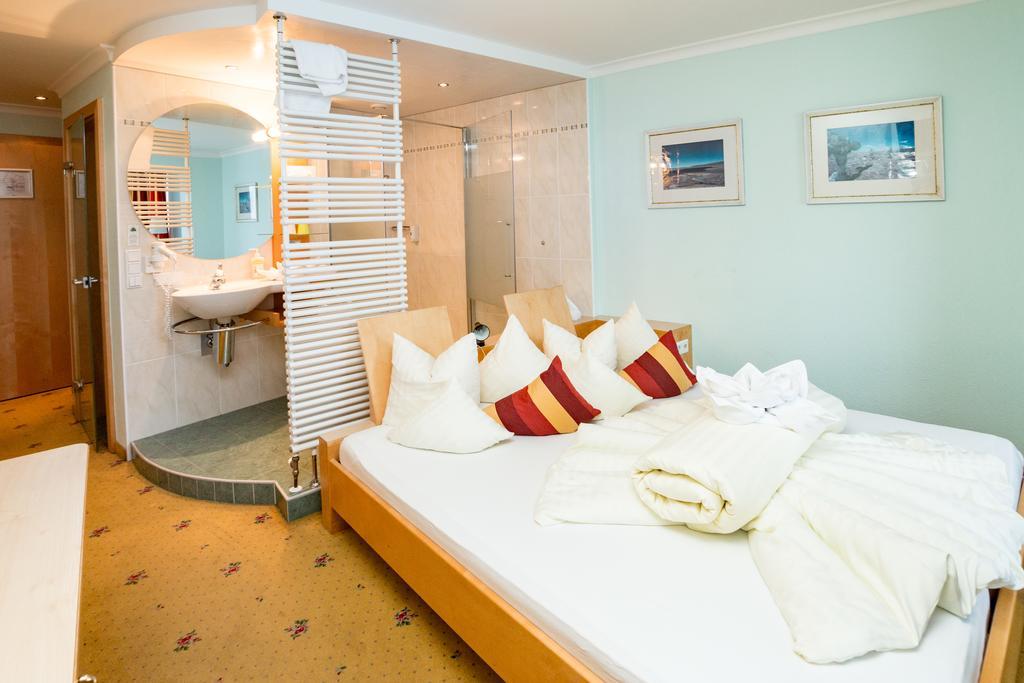 וונס Hotel Alpina Nature-Wellness מראה חיצוני תמונה