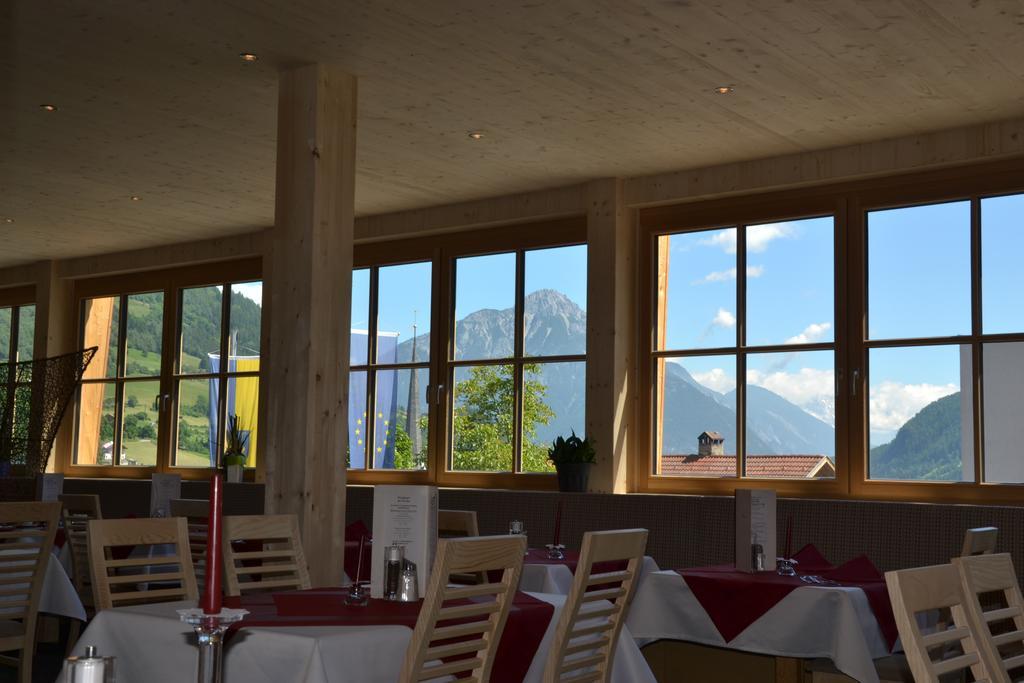 וונס Hotel Alpina Nature-Wellness מראה חיצוני תמונה
